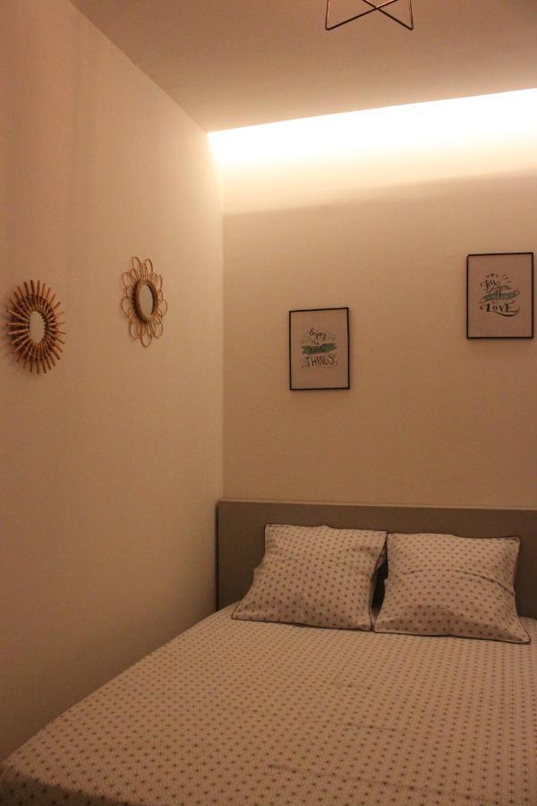 La Vitrine Des Arenes Apartment *